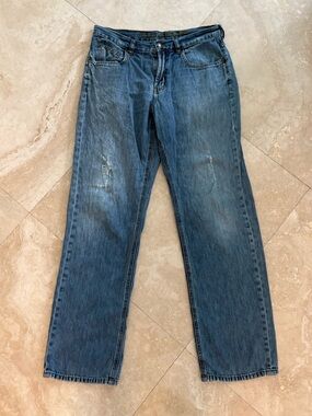 Tommy Bahama Denim Distressed Medium Stone Washed Classic Fit / Men’s 34 x 34